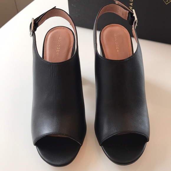 NWB Halogen “Hadina Lea” open toe leather sandals! - Picture 4 of 7